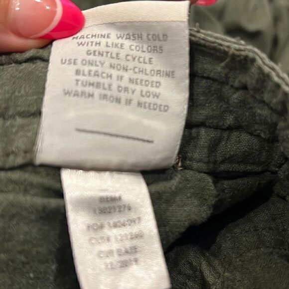 Torrid 5 Inch Pull-On Linen Blend Mid-Rise Short 20 - Picture 7 of 8